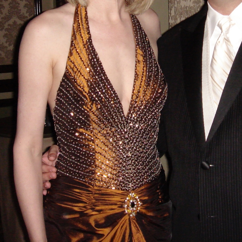 Formal Dress - Picture 1 of 8